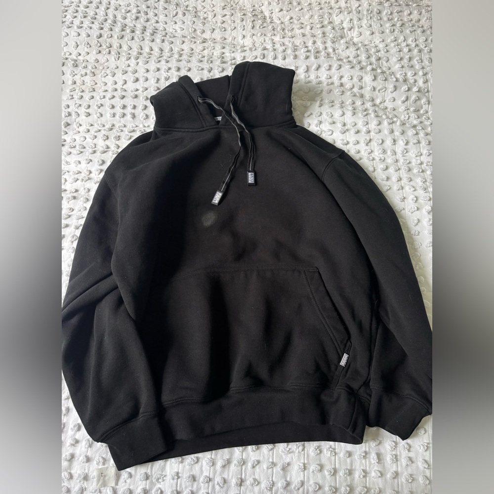 black pro club hoodie in size S